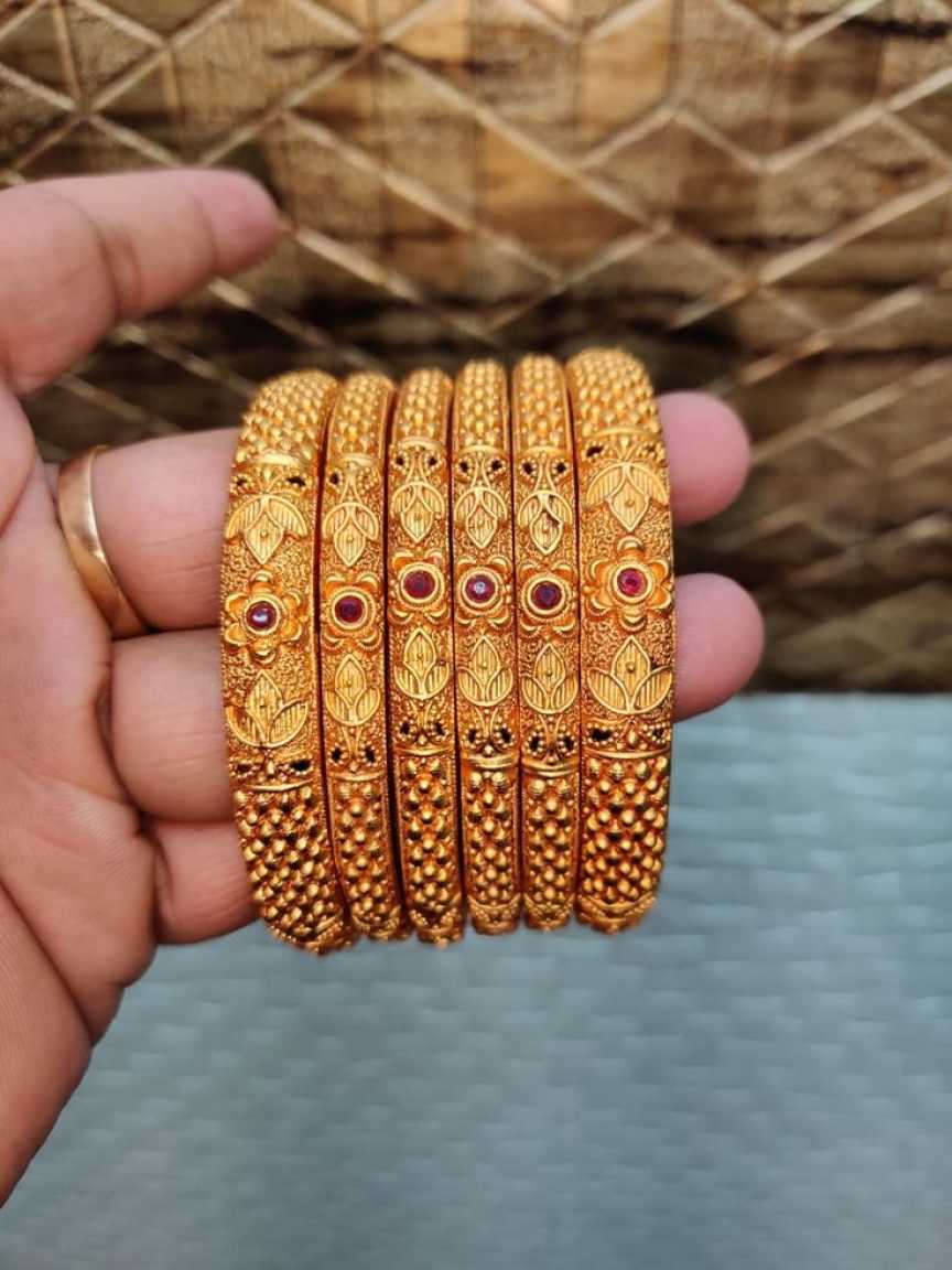 BANGLES PURE GOLD PLATED IN BRASS-GOLD BANGLES STYLE | DESIGN - BGB10