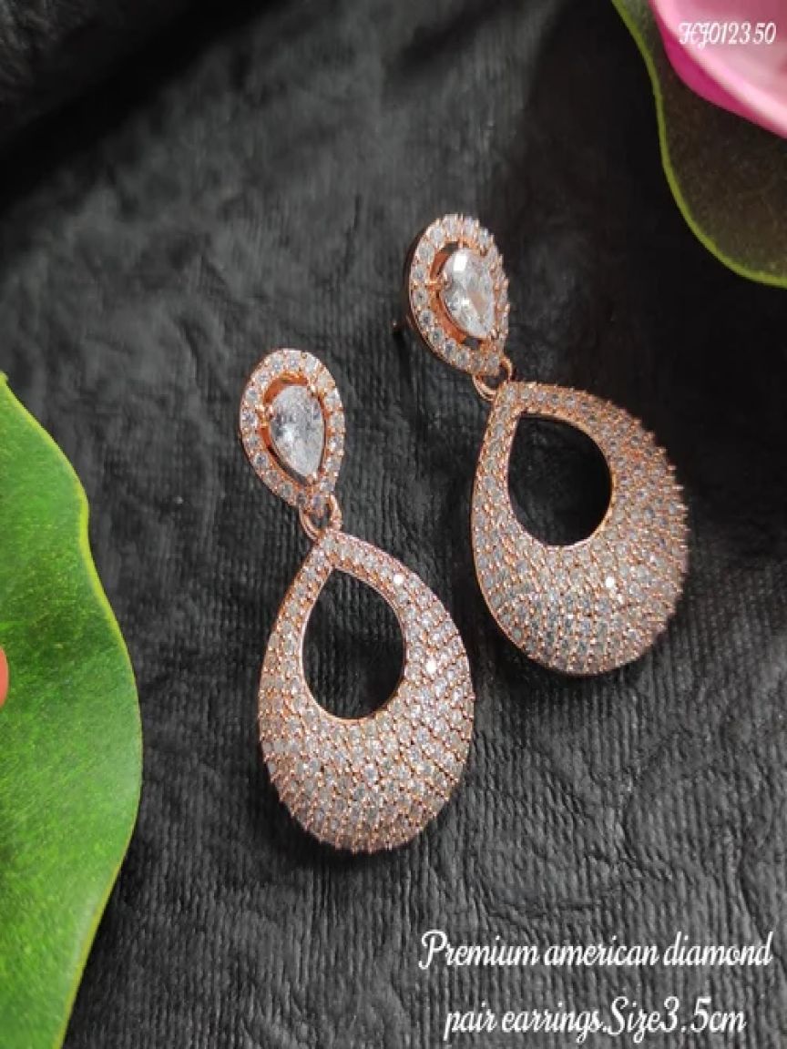 EARRINGS IN DIAMOND EARRINGS STYLE | DESIGN - 3825