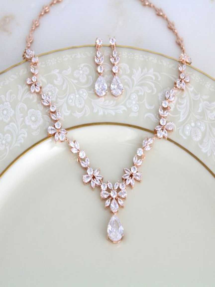 brass-gold_necklace(mala)-mala_(necklace)-