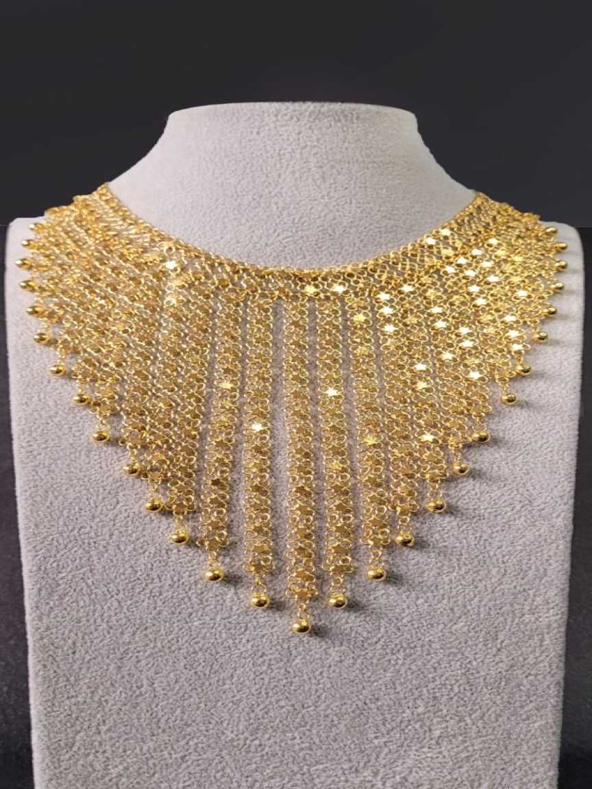 gold_necklace_(mala)-mala_(necklace)-