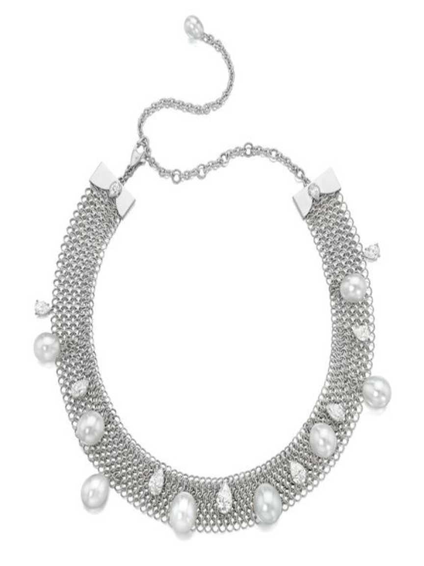 gold_necklace_(mala)-mala_(necklace)-